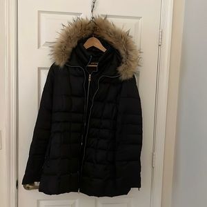 Ladies Black Andrew Marc Hood down zipper 3/4 Coat/Jacket w Real Fox trim. L/XL
